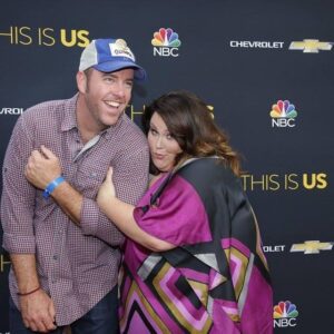 Chris Sullivan Instagram - The day was Tuesday, September 20, 2016, the premiere of #ThisIsUs.💛 

Starting tomorrow with the premiere episode of #ThatWasUs (a rewatch podcast), join us as we go back in time to the very beginning.🕰️

Available on listening platforms at 12:30am PT and YouTube at 6:30am PT…every Tuesday.🥰