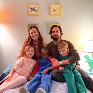 Chris Sullivan Instagram - Happy #ValentinesDay from The Pearsons❤️ #ThatWasUs 

📸 @sara_wehrheim
