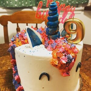 Chris Tallman Instagram - Successful “Unicorn Spa” birthday party! Thanks to @raiantoinettecakes for a scrumptious treat.