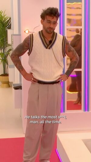 Chris Taylor Instagram - Not Chris going in for the hug 🥹 

#LoveIsland #AllStars
