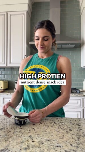 Christi Jaynes Instagram - 25g of protein from REAL whole food is where it’s at👏🏾 

What’s your favorite high protein snack??