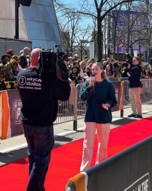 Christi Paul Instagram - Today I’m in producer mode as my girl is taking over reporting duties for @wkyc3 at the #FinalFour 😃🙌🏼
Just waiting for @iowawbb & @gamecockwbb to get here! 
🏀
#RedCarpet #Family #womensupportingwomen #daughter #Grateful @marchmadnesswbb @ncaa #LetsGoGirls #Inspiring