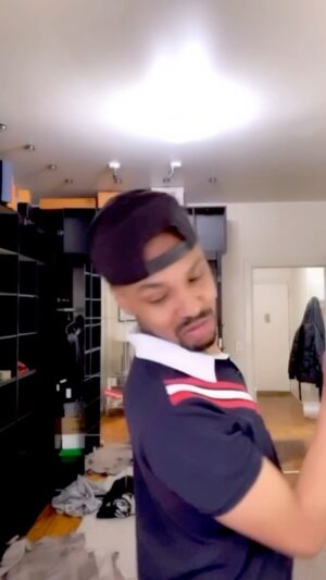 Christian Banks Instagram - NEW APARTMENT, WHO THIS? 

_ 

Thank god for my new place and new energy!  #bussitchallenge