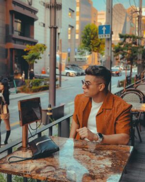 Christian Burgos Instagram - 🔥🧡