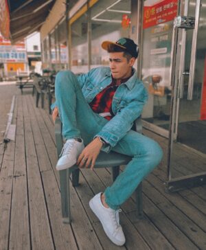 Christian Burgos Instagram - 🕹️👾