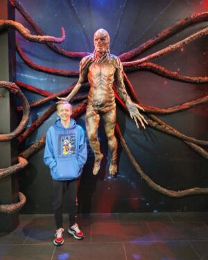 Christian Ganiere Instagram - Went with my mom and dad to the  LA Grove today and saw an old friend  Me just hanging with my buddy #vecna at the @netflix pop up store @thegrovela so much fun. I may have bought a few things there 😃 
.
.
#strangerthings #strangerthingseleven #eleven #011 #010 #NumberTen #IamNumberTen #Iam010 #Hawkinslab  #milliebobbybrown  #mbb  #mbbedits  #strangerthingsedit  #strangerthingsedits 

 #netflix  #netflixseries #familytime #family #mommysondate #dadsondate