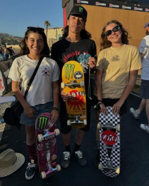 Christian Hosoi Instagram - TEAM HOSOI IN THE @xgames HOUSE!!!! @arisa_trew @motoshibata @jada_warddd 📸 JUST AFTER MOTO TOOK THE SILVER🥈#HosoiTeamTakeOver @hosoiskateboards 🔥⚔️🔥