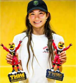 Christian Hosoi Instagram - CONGRATULATIONS ARISA!!!!! 🤙😎🔥SO PROUD OF YOUR ACHIEVEMENTS!!! @thvertalert PLACING 1ST IN VERT AND BEST TRICK w/ a SWITCH MCTWIST!!!! @arisa_trew WORLD CHAMPION STATUS 🏆🏆🏆 TEAM HOSOI REPRESENT!!! ROAD TO @xgames VENTURA!!! @hosoiskateboards 🔥⚔️🔥