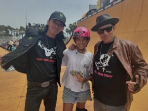 Christian Hosoi Instagram - VENI VIDI VICI 🔥⚔️🔥 TEAM HOSOI REPRESENT!!! CONGRATULATIONS to @arisa_trew DOUBLE GOLD MEDALS FOR THE SECOND YEAR IN A ROW in “VERT” AND “PARK” and @motoshibata TAKING HOME THE SILVER in “VERT” and SHUTTING DOWN THE BEST TRICK EVENT w/ a #NBD TO THE SHOW!!!!! THANK YOU @xgames FOR AN INCREDIBLE WEEKEND!!! POPS CAME THROUGH w/ these CUSTOM ART SHIRTS of MOTO and ARISA for @xgames 🔥⚔️🔥