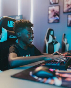 Christian Isaiah Instagram - Life is not "game over", its "start game" every single day. 🎮
.
.
.
#ChristianIsaiah #gamingislife #chillandrelax #mondayvibes