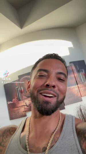 Christian Keyes Instagram - 🚨🚨#Chicago See yall Tuesday, Nov 28th, at the #SoSweet #CityWinery tour. Tickets are still available on the City Winery website. Pull up.🙌🏾🔥