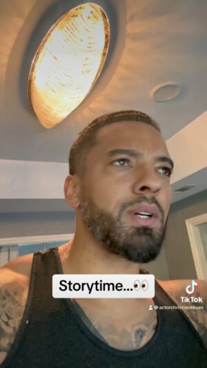 Christian Keyes Instagram - #Storytime - Went to the restaurant of former NBA player, Kevin Johnson. Restaurant was packed. Watched this brother cleaning up tables, straightening chairs at his own restaurant. The pride that he took in the work. The class and leadership… Salute brother.✊🏾👑🔥 #God is in the details… ￼#nba #basketball #christiankeyes #nbafinals