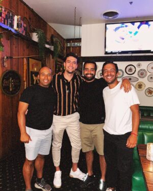 Christian McGaffney Instagram - Los primos en LA 🤘🏻❤️