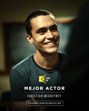 Christian McGaffney Instagram - 🏆 ⭐️ ¡¡¡12 PREMIOS SOTO!!! ⭐️🏆

SIMÓN es la película más premiada del 2023 en los Premios Soto de la Academia Venezolana de Cine con 12 galardones!!!

1. 🏆  MEJOR PELÍCULA: SIMÓN
Productores: Jorge Antonio González, Marcel Rasquin, Diego Vicentini, Gabriel Sanz

2. 🏆 MEJOR DIRECTOR: Diego Vicentini

3. 🏆 MEJOR ACTOR: Christian McGaffney

4. 🏆 MEJOR ACTOR DE REPARTO: Roberto Jaramillo

5. 🏆 MEJOR ACTOR REVELACIÓN: Roberto Jaramillo

6. 🏆 MEJOR GUIÓN: Diego Vicentini

7. 🏆 MEJOR DIRECCIÓN DE FOTOGRAFÍA: Horacio Martínez

8. 🏆 MEJOR MONTAJE: Diego Vicentini

9. 🏆 MEJOR DIRECCIÓN DE ARTE: Panchi Sanfuentes

10. 🏆 MEJOR MAQUILLAJE Y PELUQUERÍA: Carla Barrios

11. 🏆 MEJOR ACTRIZ DE REPARTO: Arianne Girón

12. 🏆 MEJORES EFECTOS VISUALES: Vanessa Varillas

Gracias a todos los miembros de la @academiavzlacine por este grandísimo honor y reconocimiento!

🇻🇪❤️