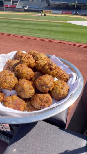 Christian Petroni Instagram - @yankees @yankeestadium @petronifoods
 #meatballs in The Bronx xo