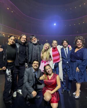 Christian Sancho Instagram - Cuando el 🎭 te da la posibilidad de volar y disfrutar de una hermosa historia, con talentosos artistas que bajo una gran dirección y producción, te hacen reír y emocionarte a la vez!

 Y cuando eso sucede no podes para de agradecer a esas personas lo que te hicieron vivir y sentir esa MAGIA que te regala el teatro cuando todo sucede✨
Hermosos trabajos y maravillosas interpretaciones van a disfrutar en @legalmenterubialaobra 🎭

Felicitaciones @holasoylaurita @costaokis @santiramundo @fedesalles @georginatirotta & a tod@s ese gran elenco por el bellísimo momento que nos hicieron vivir 👏👏👏👏👏

Cuando uno tiene la posibilidad de ver Amig@s y Compañer@s que te regala esta profesión, lucirse de esta manera, uno no puede dejar de aplaudirlos de pie y decirles que vayan a verlos y NO SE LO PIERDAN‼️

Si están este finde XXL con ganas de ver una de las mejores comedias musicales de los últimos tiempos, vayan a ver @legalmenterubialaobra ✨👌
Les mando un abrazo enorme y feliz día de la 🇦🇷 para tod@s‼️
