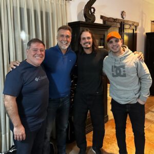 Christian Sancho Instagram - Hermosa tarde de Mates, Charla y Amigos en Reconquista! 
Gracias por recibirnos en tu casa querido @gabrielbatistutaok 
Nada más lindo que la vida te de la posibilidad de conocer a tus ídolos de toda la vida!
 Que gran placer encontrarte en el camino Gaby querido! 🙌🫶🇦🇷