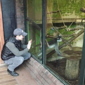 Christian Slater Instagram - My wife took about 50 pictures of this monkey showing me his butt from various angles. And ZERO pictures of me with the tiger. Thanks, wife.