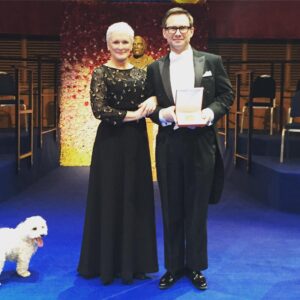 Christian Slater Instagram - On set filming The Wife with the stunning and talented Glenn Close and her dog Pip.