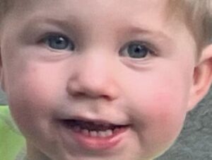 Christie Whelan Browne Instagram - Duke when I tell him to smile. 😂