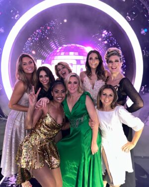 Christie Whelan Browne Instagram - The Grand Finale is tomorrow night! This cast were honestly the most supportive and kind people. What a bunch of charming humans. We cheered each other on, and comforted each other when things got rough. They all inspired me with how hard they worked. Ballroom dance is no joke. It’s hard and gruelling, and the schedule was nuts. And nobody was anything other than generous and classy. But nobody had my back like @mr_craigmonley. My Kevin Costner. 💜 (by this point I was held together by sports tape and hair extensions and I smelled like tan and sweat- it wasn’t pretty 💁‍♀️)
