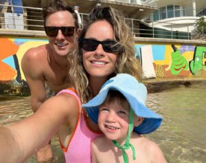 Christie Whelan Browne Instagram - Do not EVER underestimate a dip in the ocean, building sandcastles, collecting shells, a new pair of crocs, learning to swim, cuddles in a towel, catching crabs and long summer nights. They can heal the soul. 🩷