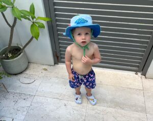 Christie Whelan Browne Instagram - Do not EVER underestimate a dip in the ocean, building sandcastles, collecting shells, a new pair of crocs, learning to swim, cuddles in a towel, catching crabs and long summer nights. They can heal the soul. 🩷