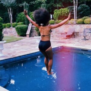 Christina Marie Karis Instagram - All I wanted to do yesterday was swim..in October! The water was cold but I needed the refreshing. After such a challenging summer, I’m committed to showing up as best I can every day in every way. Feeling the cold on my body woke me up, reminded me that I’m ALIVE. HERE. I literally cried from the awareness that through everything, God kept me. I’m still here!!!! A couple takeaways I wanted to share—-

1. EVERY day above ground is a blessing. 
2. EVERY breath in our body is a blessing. 
3. EVERY opportunity we have to love and be loved is a blessing. 
4. LIFE is a miraculous gift from God, the creator of the entire universe.
5. I show my appreciation for this gift by showing up for my life.
*
Ya’ll be blessed. Know that God loves you. And there is a purpose for your life.💙 Also, be kind to each other. We need each other now more than ever!

#lifeisbeautiful #godisbeautiful #bepresent #miracles #love #purpose