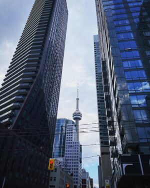 Christina Wren Instagram - Toronto dump 🇨🇦
.
.
.
.
.
.
.
#toronto #canada #actor #actress #christinawren