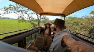Christophe Dicranian Instagram - Bienvenu dans la jungle 🇹🇿😍
.
.
.
.
.
 #lifestyle  #love #same #look #like
 #couplegoal #funny #amazing #shoot #happy #life #goodtimes #life #lifestyle #safari #tanzanie #africa
