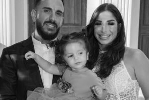 Christophe Dicranian Instagram - On a reçu hier les photos de la mairie,moi j’ai choisi en noir et blanc!!! Déjà une semaine qu’on s’est  dit oui @liamdibenedettooff je t’aime ♥️
Quelle photo préférez vous? 
.
.
.
.
.
 #fire #lifestyle #wedding #mariage 
 #couplegoal #funny #amazing #shoot #happy #life #goodtimes #life #lifestyle #weddingda
