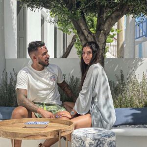 Christophe Dicranian Instagram - Il est bientôt l’heure.... ⏳❤️ de? 
.
.
.
.
.
.
 #couplegoal #funny #amazing #shoot #happy #life #goodtimes #life #lifestyle
