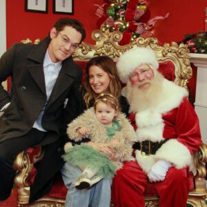 Christopher French Instagram - Merry Christmas, Happy Holidays to you and yours. Love, the French family. Here’s to a fresh, brand new year! @ashleytisdale