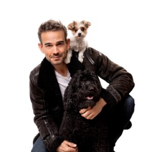 Christopher Gorham Instagram - New merch! Follow the link in my profile to check it all out! 

www.realchrisgorham.com

And, no, you can’t have my dogs. What’s wrong with you?? 😜