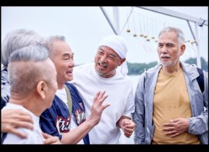 Christopher Lee Ming-Shun Instagram - 他们其实一点都没变，只是比以前更吵了哈哈哈！他们永远都是我们的榜样🫶🫶👍♥️♥️😊😜 
#阿顺有煮意  #阿顺有煮意2 

@choohouren #陈澍城 @richard__low @marcus.chenjianbin 
#李铭顺 #christopherlimingshun

@mewatch.mediacorp @channel8sg 
@catwalkasia  @catwalk.actors