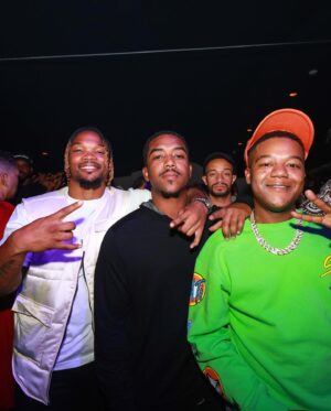 Christopher Massey Instagram - gotta say happy birthday to YOUNG MASSEY !!! @kylemassey !🔥🔥🔥 love u bro!!! more life 🔥🔥🔥
