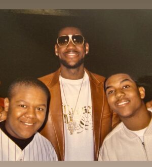 Christopher Massey Instagram - congrats @kingjames on being the NBA all time leading scorer🔥🔥 we had the opportunity to witness greatness on and off the court!! keep shining king ()💪🏾👑