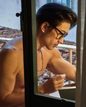 Chuando Tan Instagram - Amidst preparations for my English book, I apologize for the delay. 
Thanks for your tremendous support thus far, I understand the importance of this project. 
Perhaps there’s a specific aspect of my lifestyle that you’re most interested in reading about in the book? I’m all ears 🤍🤍🤍