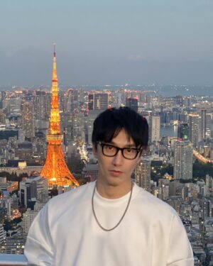 Chuando Tan Instagram - Tokyo skyline at 5pm 🤍
Have a wonderful week y’all 🤍