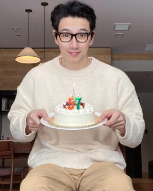 Chuando Tan Instagram - 57 :)
Thankful for another year of being alive on this amazing Mother Earth 🙏🏻
Cherish every moment .