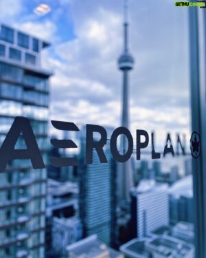 Chuck Hughes Instagram - Excited to share my tips on how I use the @Aeroplan program in my daily life in the first-ever Aeroplan Insider Guide launching today. Visit link in story to learn more!

Content de partager mes trucs et expériences avec le programme @Aeroplan dans le tout premier Guide des initiés Aeroplan qui sort aujourd’hui.
Visitez le lien dans la story pour en savoir plus!