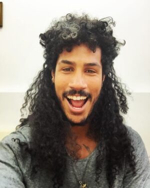 Chuku Modu Instagram - When a dothraki takes his hair out he suddenly looks like a member of KISS 🎸 long live the mullet yo #settingtrends #mullet #dothraki #KISS #got