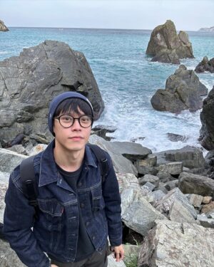Chun-Chih Huang Instagram - 三人兩天一YA，我先來升營火