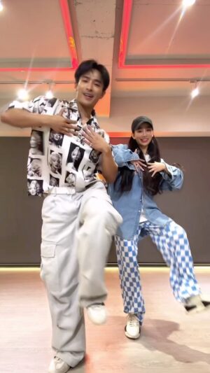 Chun-Hao Hu Instagram - I just Wanna luv U like I Do🤍 
-
最近成為Partiii這間教室ㄉ班主任，任務是來培訓新一代ㄉ練習生，謝謝Jelly總監
邀請我來擔任這個職位，
喜歡舞台的人準備好了嗎？ 

#likeido