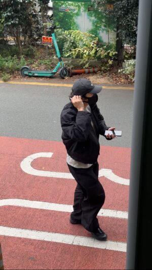 Chun Jung-myung Instagram - 네? 왜 찍으시죠??