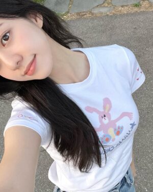 Chung Hye-lyn Instagram - 🍡🐰💕
.
.
.
#협찬 #나나크루 #nanacrew