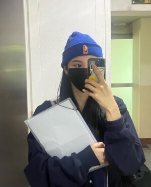 Chung Hye-lyn Instagram - 바쁘다바빠 요즘 근황 까망머리 모음집(?)