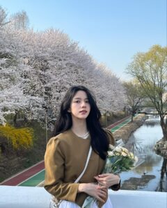 Actress Chung Hye-lyn HD Instagram Photos and Wallpapers April 2023