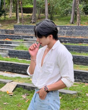 Chunnawan Mandee Instagram - ไม่รู้ง่ะ 🌧️