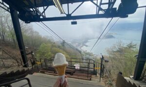 Cincin Jao Instagram - 🗻旅行還沒結束 吧…
想起的回憶都是開心的，其他的事就是選擇失憶
唯一不變的就是一直在變，但處女座喜歡永恆什麼都不變